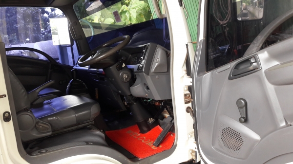 ขายNPR150HP ปี52เครื่องดีคัชชีสวย แอร์เย็น 3มิตร สวยๆพร้อมใช้ ทะเบียนเต็ม เล่มพร้อม ต่อรองได้