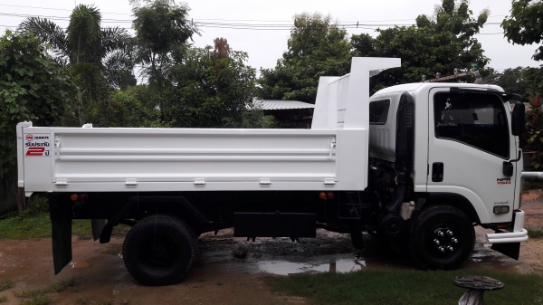 ขายNPR150HP ปี52เครื่องดีคัชชีสวย แอร์เย็น 3มิตร สวยๆพร้อมใช้ ทะเบียนเต็ม เล่มพร้อม ต่อรองได้