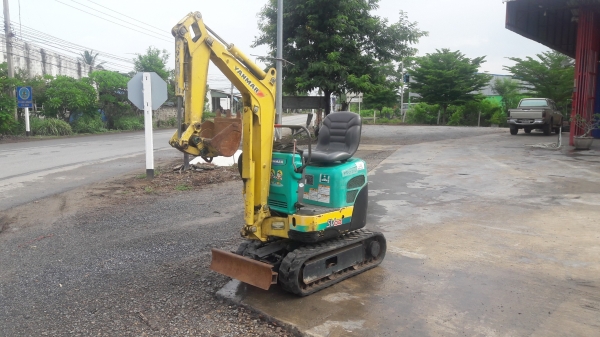 รถขุดจิ๋วยันม่าร์ ヤンマー Yanmar SV08 นำเข้าจากญี่ปุ่น