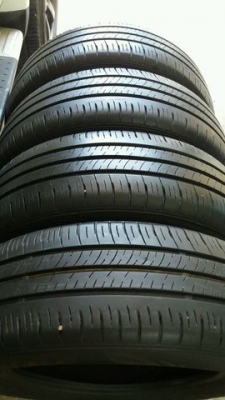 ขายยาง Dunlop 185 65 15 ปี 17 ขายยาง Dunlop 185 65 15 ปี 17