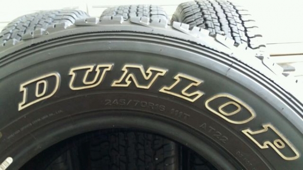 ขายยาง Dunlop 245 70 16 ปี 17