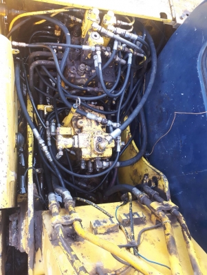 โกเบลโก้ SK 120-3 มีเอกสารเล่มทะเบียนไฟตัดรถสภาพพร้อมใช้งานราคา 550,000 ต่อรอง ปทุมธานี