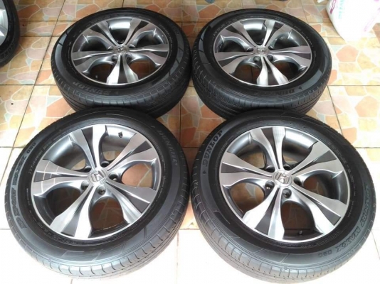 ล้อแม็ก Honda CRV G4 ขอบ 18 พร้อมยาง Dunlop Sportmaxx  225 60 18 ผลิตปี 2015 ยางยังสวยใช้ได้ ล้อสวย เดิมๆ ขายถูกๆ ทั้งชุด 13900.- *** ใส่ฟรี รับเทิร์น รับบัตรเครดิตทุกธนาคาร ส่งทั่วไทย ***
