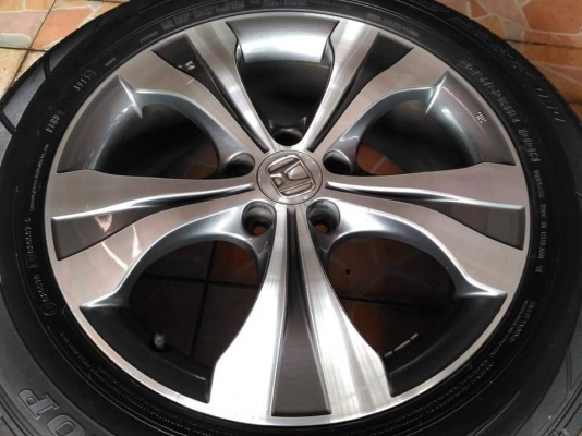 ล้อแม็ก Honda CRV G4 ขอบ 18 พร้อมยาง Dunlop Sportmaxx 225 60 18 ผลิตปี 2015 ยางยังสวยใช้ได้ ล้อสวย เดิมๆ ขายถูกๆ ทั้งชุด 13900.- *** ใส่ฟรี รับเทิร์น รับบัตรเครดิตทุกธนาคาร ส่งทั่วไทย *** ล้อแม็ก Honda CRV G4 ขอบ 18 พร้อมยาง Dunlop Sportmaxx 225 60 18 ผลิตปี 2015 ยางยังสวยใช้ได้ ล้อสวย เดิมๆ ขายถูกๆ ทั้งชุด 13900.- *** ใส่ฟรี รับเทิร์น รับบัตรเครดิตทุกธนาคาร ส่งทั่วไทย ***