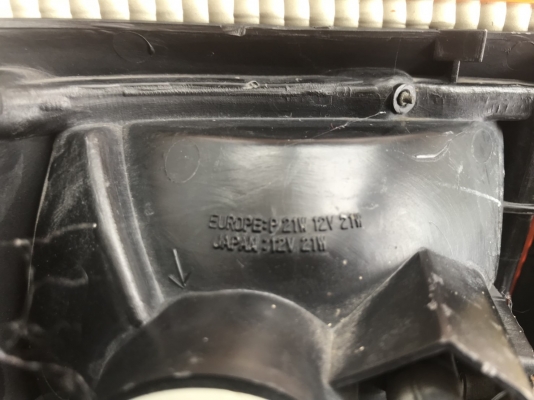 ไฟมุม isuzu mu แท้ iki japan ใส่ tfr cameo คู่ละ 800 บาท ไฟมุม isuzu mu แท้ iki japan ใส่ tfr cameo คู่ละ 800 บาท