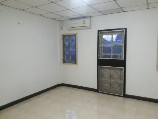 ให้เช่า ทาวน์เฮาส์ ลำลูกกาคลองสอง ให้เช่า ทาวน์เฮาส์ ลำลูกกาคลองสอง