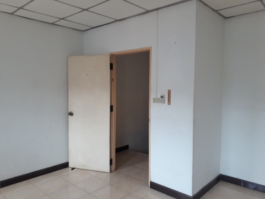 ให้เช่า ทาวน์เฮาส์ ลำลูกกาคลองสอง ให้เช่า ทาวน์เฮาส์ ลำลูกกาคลองสอง