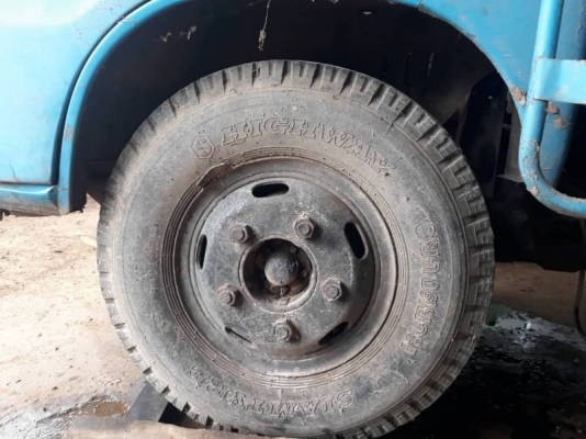 ISUZU ELF 85