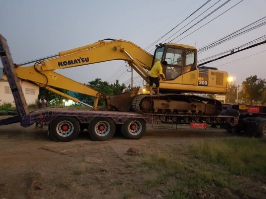ขายด่วน!! KOMATSU PC200-7 สภาพสวยค่ะ ขายด่วน!! KOMATSU PC200-7 สภาพสวยค่ะ