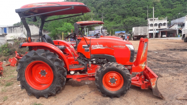 รถแทรกเตอร์มือสอง รถแทรกเตอร์มือสอง