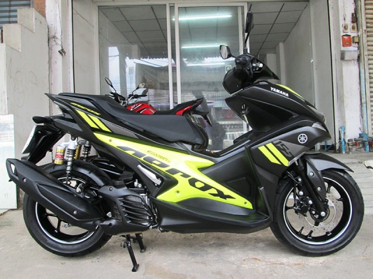 (โอนฟรี) ขาย Yamaha Aerox 155 CC ปลายปี 2017 ไมล์แท้ 4666 กม