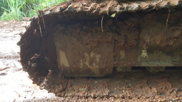 ขาย แบคโฮ CAT 318D2 L ออกห้างมือเดียวปี 58 รถสวยเต็มทุกระบบ ใช้งานน้อยแค่ 6,XXX ชม. เอกสารสัญญาซื้อขายจากบริษัท