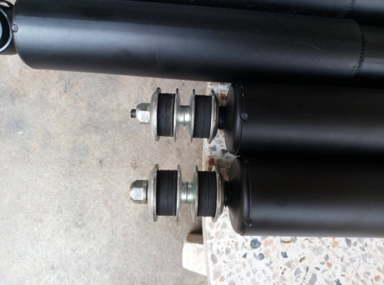 ขายโช๊คอัพ kyb ใส่กระบะ