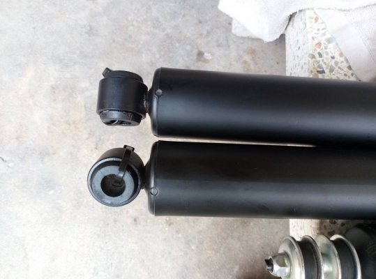 ขายโช๊คอัพ kyb ใส่กระบะ