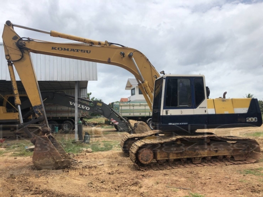 ขายด่วน รถแบคโฮ komatsu 200/5 ไฟฟ้าครบ ระบบเต็ม เครืองปั้มดี โซ่ เอวแน่น มีเอกสารอินวอย พร้อมชุดโอน รถสวยพร้อมใช้งานครับ ขาย 600000 บาท ขายด่วน รถแบคโฮ komatsu 200/5 ไฟฟ้าครบ ระบบเต็ม เครืองปั้มดี โซ่ เอวแน่น มีเอกสารอินวอย พร้อมชุดโอน รถสวยพร้อมใช้งานครับ ขาย 600000 บาท