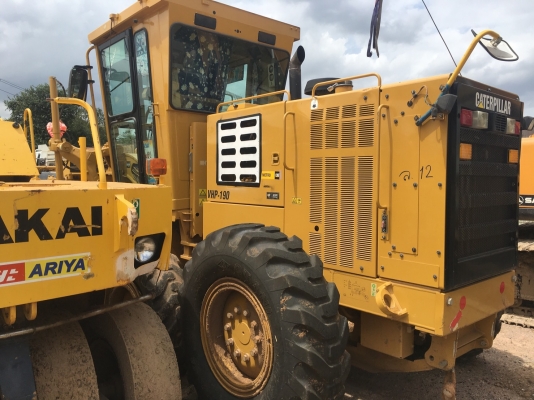 รถเกรด CAT.140 K ทำงาน 2 พันกว่า ชม.เอกสารเล่มทะเบียนราคา 4,700,000