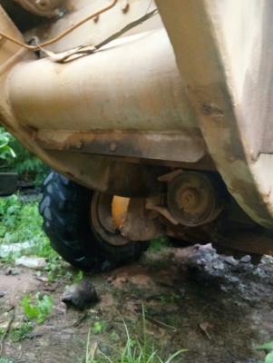 ขาย 295,000 รถเกรด KOMATSU GD 305 M เครื่องดี เกียร์ดี รถบบไฮดอร์ลิคแรง ยางดี รถพร้อมใช้ราคาถูก รถอยู่ สระแก้ว 090-772-3710 090-772-3708