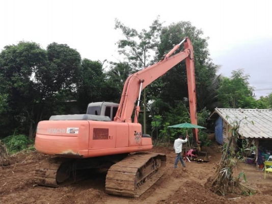 ขาย 1,950,000 แบคโฮบูมยาว 18 ม. HITACHI ZX 210-1 LC บูมยาว 6,000 ชม.เต็มสุดๆ ห้องโดยสารยังมีกลิ่นใหม่อยู่เลย เอกสารเล่ม  รถสวยพร้อมใช้เอกสารพร้อมโอน รถอยู่ ปทุมธานี สามโคก 064-191-1112