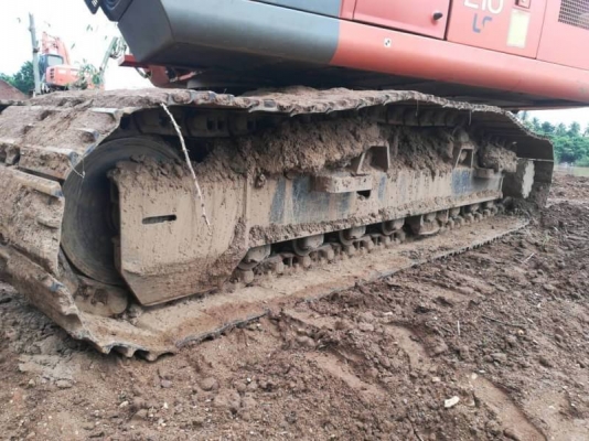 ขาย 1,950,000 แบคโฮบูมยาว 18 ม. HITACHI ZX 210-1 LC บูมยาว 6,000 ชม.เต็มสุดๆ ห้องโดยสารยังมีกลิ่นใหม่อยู่เลย เอกสารเล่ม  รถสวยพร้อมใช้เอกสารพร้อมโอน รถอยู่ ปทุมธานี สามโคก 064-191-1112
