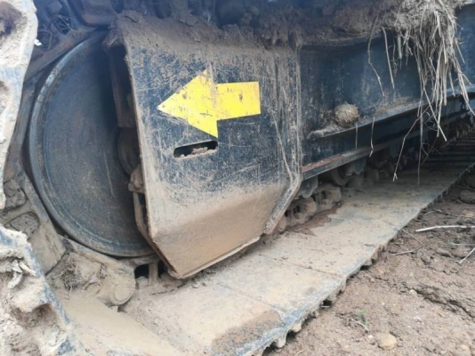 ขาย 1,950,000 แบคโฮบูมยาว 18 ม. HITACHI ZX 210-1 LC บูมยาว 6,000 ชม.เต็มสุดๆ ห้องโดยสารยังมีกลิ่นใหม่อยู่เลย เอกสารเล่ม  รถสวยพร้อมใช้เอกสารพร้อมโอน รถอยู่ ปทุมธานี สามโคก 064-191-1112