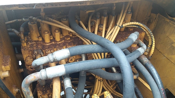 ขาย 1,250,000 CAT 320 D เล่มทะเบียน ไฟฟ้าครบ เครื่องดี ปั้มแรง เอวแน่น ช่วงล่างเต็ม รถพร้อมใช้งาน รถอยู่ ระยอง 090-772-3710 090-772-3708