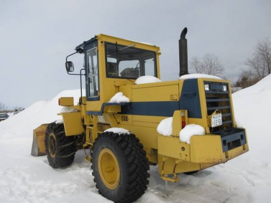 เปิดจองครับ KOMATSU WA200-1 นำเข้าจากญี่ปุ่น โทร.090-986-2521 อ๊อบ