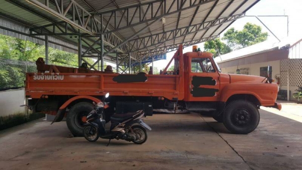 ขาย รถ 6 ล้อ หัวยาว มีวินส์ท้ายยกรถ เครื่อง 6BD1 165 แรงม้า (เลขเครื่องไม่ตรง) เกียร์ HO พาวเวอร์ ยา