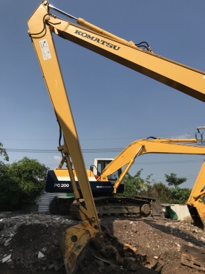 Komatsu PC200LC-5 รถสภาพดีพร้อมใช้งาน ใส่บูมยาวใหม่ สนใจติดต่อ0813553478 คุณโย