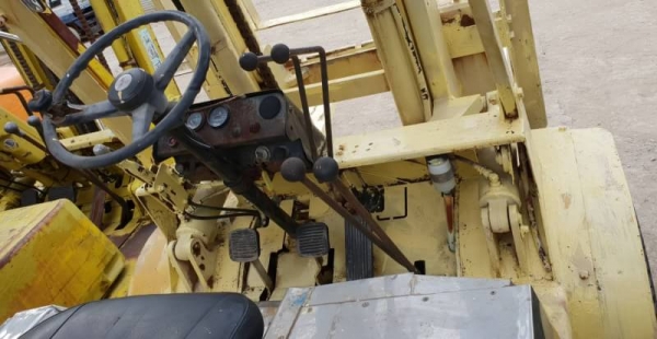 ขายด่วนรถยกดีเซลMITSUBISHI FD30-18 ยก3ตันเพาเวอรเสาสูง3เมตรยกให้ดูของหนัก3ตันสบายๆๆจริงๆวิ่งให้ดูจริงๆรถนอกนำเข้ายังไม่เคยใช้งานในเมืองไทยเลย