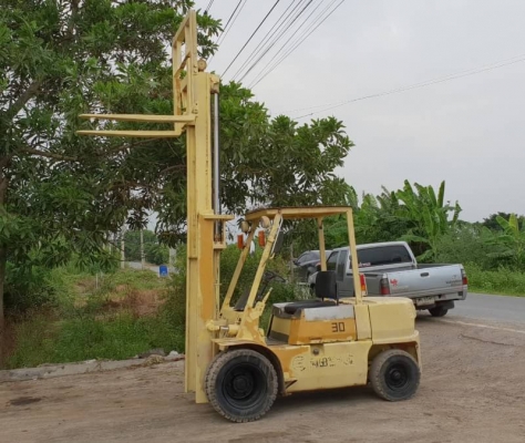 ขายด่วนรถยกดีเซลMITSUBISHI FD30-18 ยก3ตันเพาเวอรเสาสูง3เมตรยกให้ดูของหนัก3ตันสบายๆๆจริงๆวิ่งให้ดูจริงๆรถนอกนำเข้ายังไม่เคยใช้งานในเมืองไทยเลย