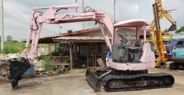 ขายด่วนรถเเบคโฮ ซูมิโตโม SH65U2รถนอกเพื่งนำเข้ามาใหม่สวยเดิมๆเคื่องดีปั่มแรงคอลโทลน้ำมันปั้มนิ้ว บูมอามร์สวยเร็วแรงไม่โหลด เครื่องอีซูซู4สูบ 4LE1ระบบออโต้คันเร่งครบรถยังไม่เคยใช้งานในไทยเลย