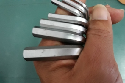ขายชุดหกเหลี่ยมWIHA MADE IN GERMANY.มือสองสวยงาม ขายชุดหกเหลี่ยมWIHA MADE IN GERMANY.มือสองสวยงาม