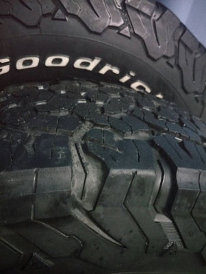 ยางbf ขอบ16 265/75KO2 ปี15 ยางbf ขอบ16 265/75KO2 ปี15