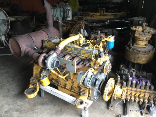 เครื่องรถแบคโค KOMATSU 200-5 เครื่อง สวยสภาพดี ขายราคาต่อรองใด้ เครื่องรถแบคโค KOMATSU 200-5 เครื่อง สวยสภาพดี ขายราคาต่อรองใด้