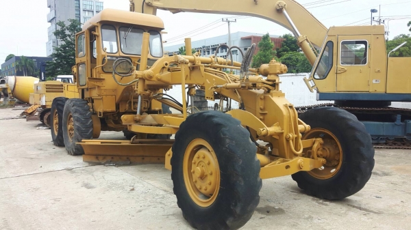 รถเกรดโคมัสสุ GD37-4 เก่าญี่ปุ่นเอกสารอินวอยราคา 950,000 รถเกรดโคมัสสุ GD37-4 เก่าญี่ปุ่นเอกสารอินวอยราคา 950,000