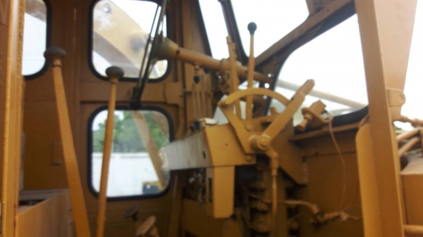 รถเกรดโคมัสสุ GD37-4 เก่าญี่ปุ่นเอกสารอินวอยราคา 950,000 รถเกรดโคมัสสุ GD37-4 เก่าญี่ปุ่นเอกสารอินวอยราคา 950,000