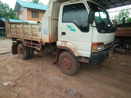 รถหกล้อดั้ม อีซูสุNRR195 แรงม้า มีทะเบียนพร้อมใช้งาน ราคาไม่แพง