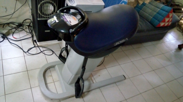 เก้าอี้โยก  ออกกำลังกาย จาก 4200 เหลือ 3500ครับ  ร้อนเงินครับเวลานี้