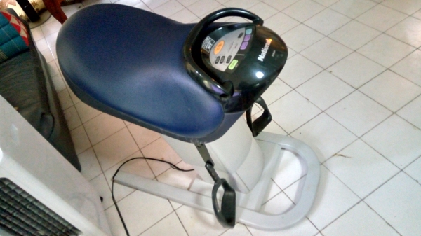 เก้าอี้โยก  ออกกำลังกาย จาก 4200 เหลือ 3500ครับ  ร้อนเงินครับเวลานี้