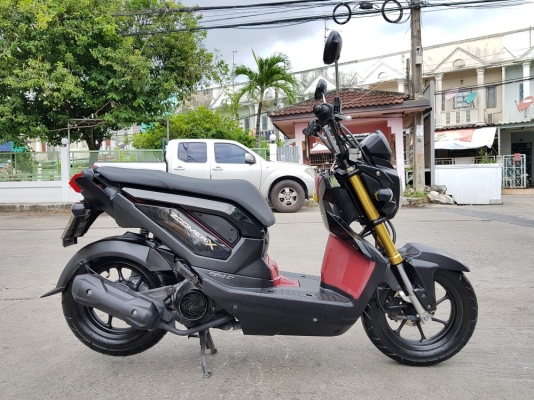 Zoomer x รุ่น Top สีดำ รถบ้านแท้ มือเดียว มีเล่มชุดโอนครบ