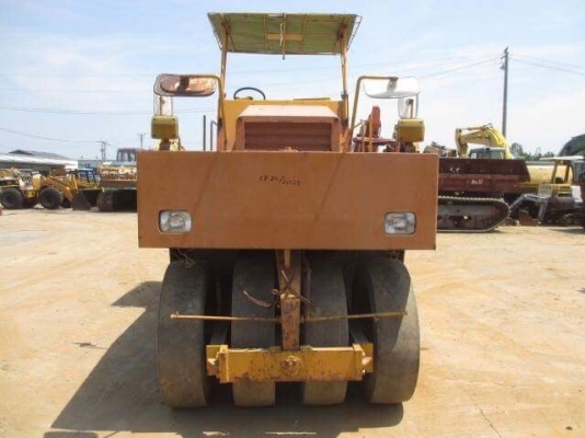 ขายรถบด 9 ล้อ DYNAPAC CP20 เครื่องยนต์ ISUZU 6BG1 FROM JAPAN สภาพพร้อมใช้งาน สนใจติดต่อ 063-9316985 ID LINE : 0639316985 ครับ