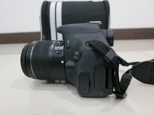 ลดราคา- Canon รุ่น EOS 600D 18 ล้าน เลนส์ 18-55 มีที่ชาร์ท กระเป๋า สภาพใหม่