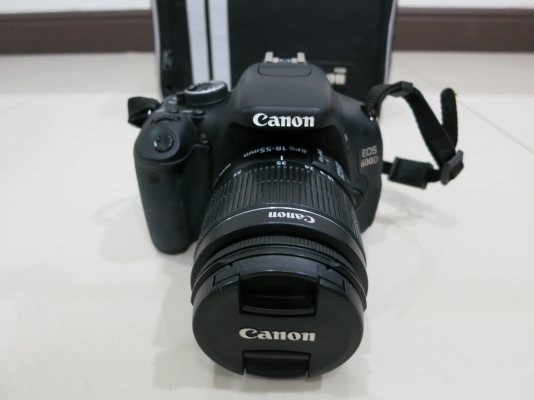 ลดราคา- Canon รุ่น EOS 600D 18 ล้าน เลนส์ 18-55 มีที่ชาร์ท กระเป๋า สภาพใหม่