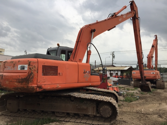 ขายรถแมคโคบูมยาว 15 เมตร  HITAHCHI 210LC