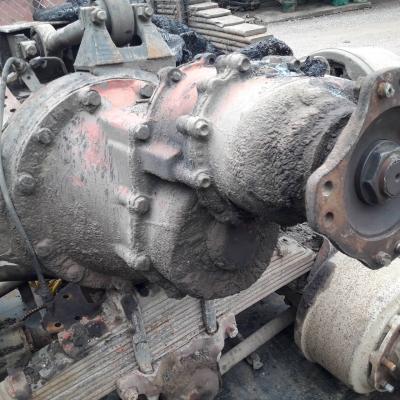 เพลาแท่น ROCKY 240 สวยพร้อมใช้งาน ตัดจากรถหัวลาก