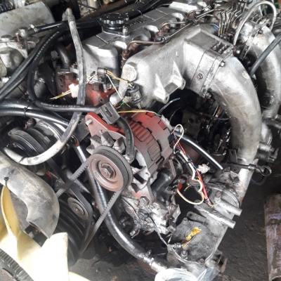 เครื่อง HINO K13D 320แรง เครื่องดี ไม่หลวมตัดจากรถหัวลาก