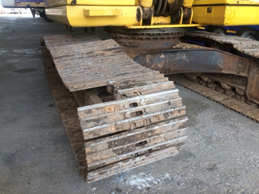 แบคโฮ KOMATSU  PC200 เลขไมล์ 14068