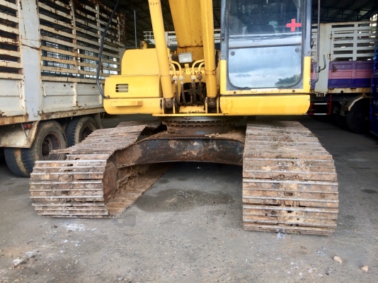 แบคโฮ KOMATSU  PC200 เลขไมล์ 14068