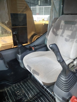 แบคโฮ KOMATSU  PC200 เลขไมล์ 14068