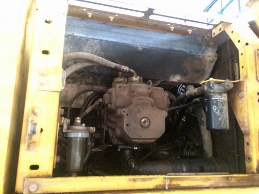 แบคโฮ KOMATSU  PC200 เลขไมล์ 14068
